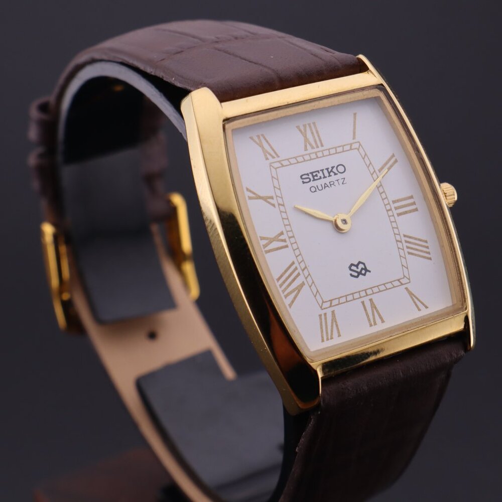 Vintage Seiko Slim Tonneau Tank Quartz Gentlemen's Wrist Watch  - FREE SHIPPING